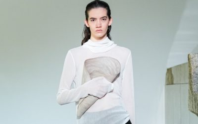 「IHNN（イン）」、2026年春夏コレクションを発表　ブランド設立10周年を記念