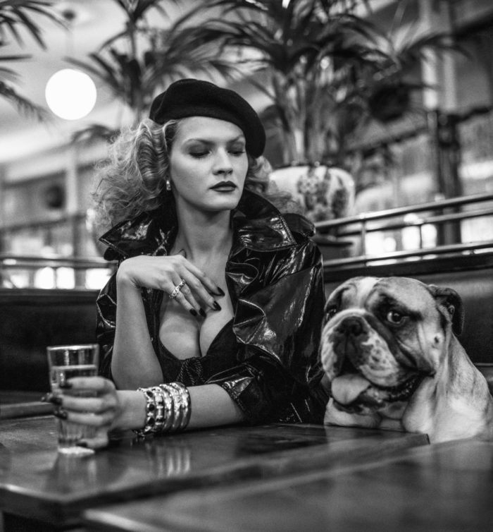 Helmut Newton, Pomellato, Paris, 1982　Copyright Helmut Newton Foundation / Trunk Archive