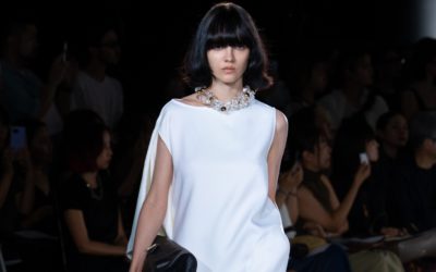 「HARUNOBUMURATA（ハルノブムラタ）」、2026年春夏コレクションを発表　躍動感とエレガンスが同居