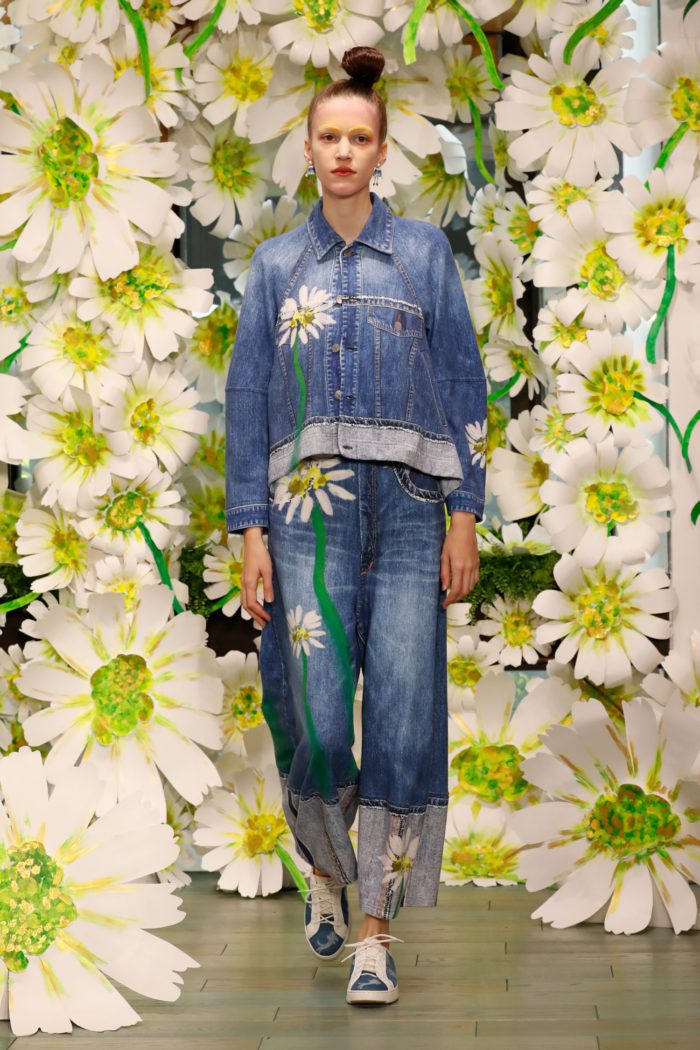 「TSUMORI CHISATO（ツモリチサト）」、2026年春夏コレクションを発表