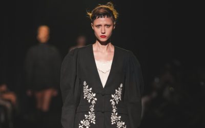 「VIVIANO（ヴィヴィアーノ）」、2026年春夏コレクションを発表　静と動が交じり合う新ロマンティシズム
