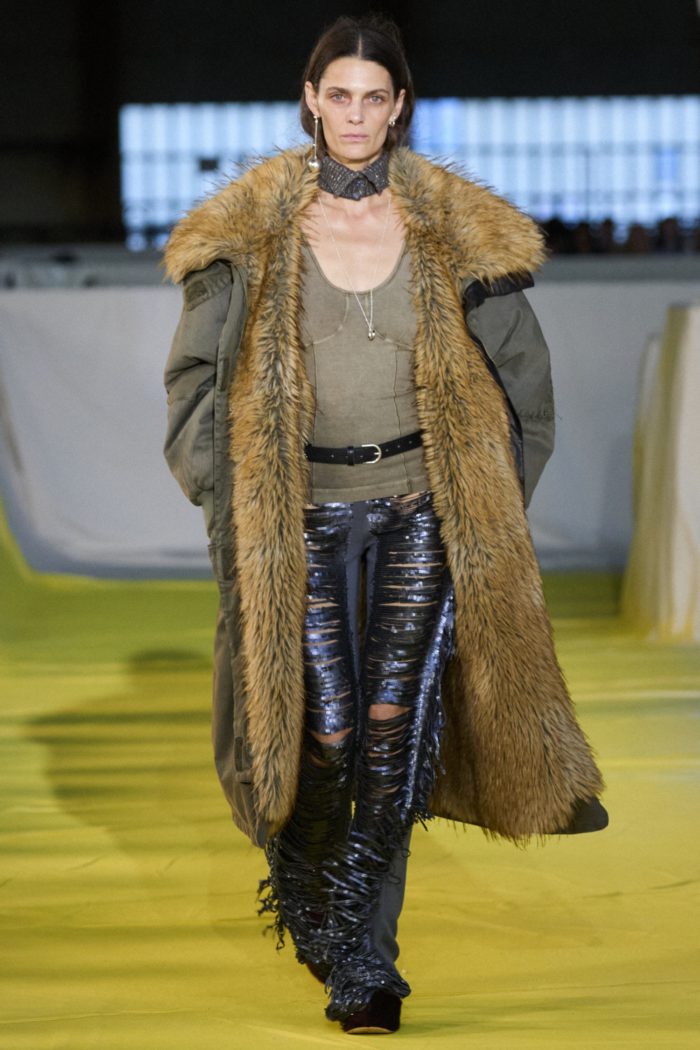 デシグアル、プレミアムライン「Desigual Studio（デシグアル スタジオ）」、2025-26年秋冬コレクションを発表　