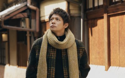 バナナ・リパブリック × Number_i 岸優太さん、京都で魅せるタイムレスな洗練スタイル