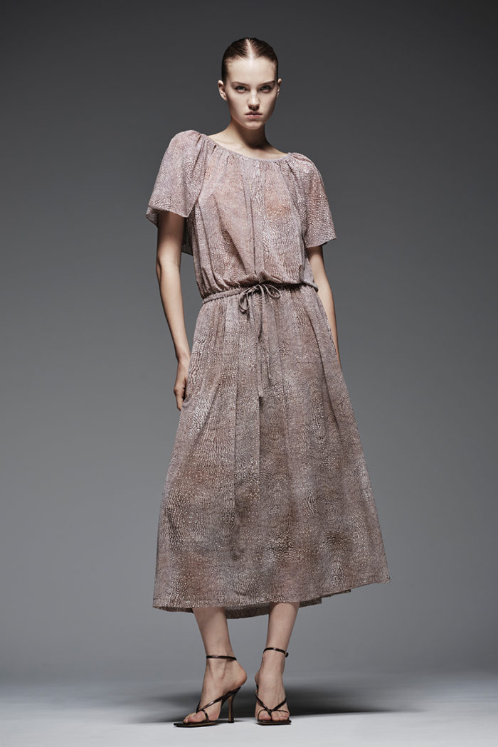 「JU ASHIDA(ジュン アシダ)」、2026年春夏コレクションを発表