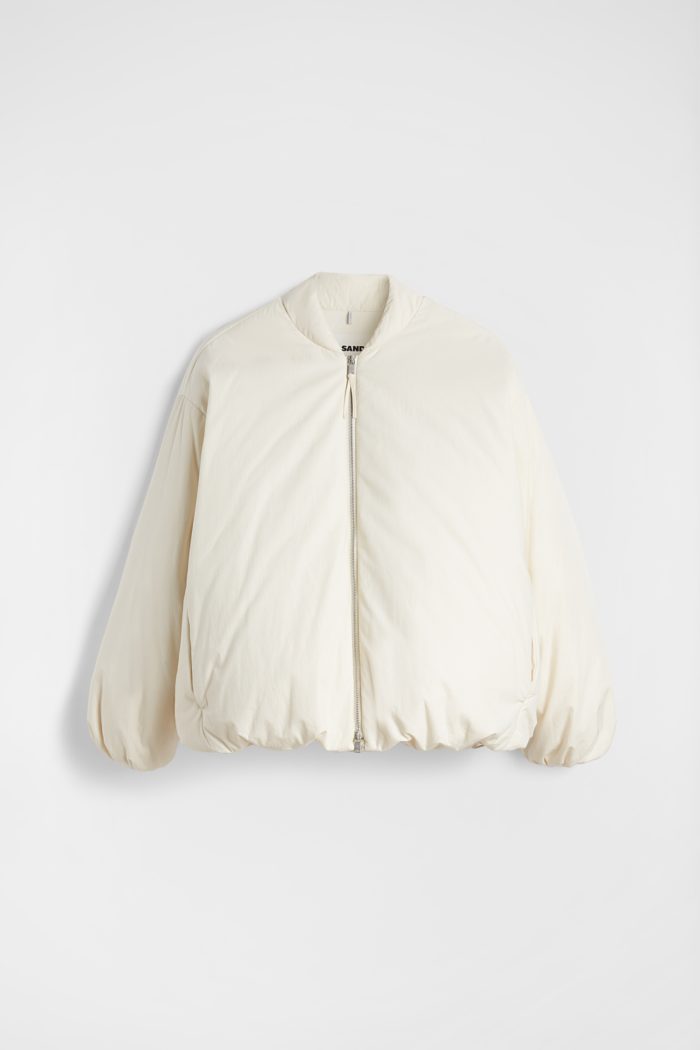 「JIL SANDER(ジル サンダー)」と「MONCLER(モンクレール)」が初コラボ