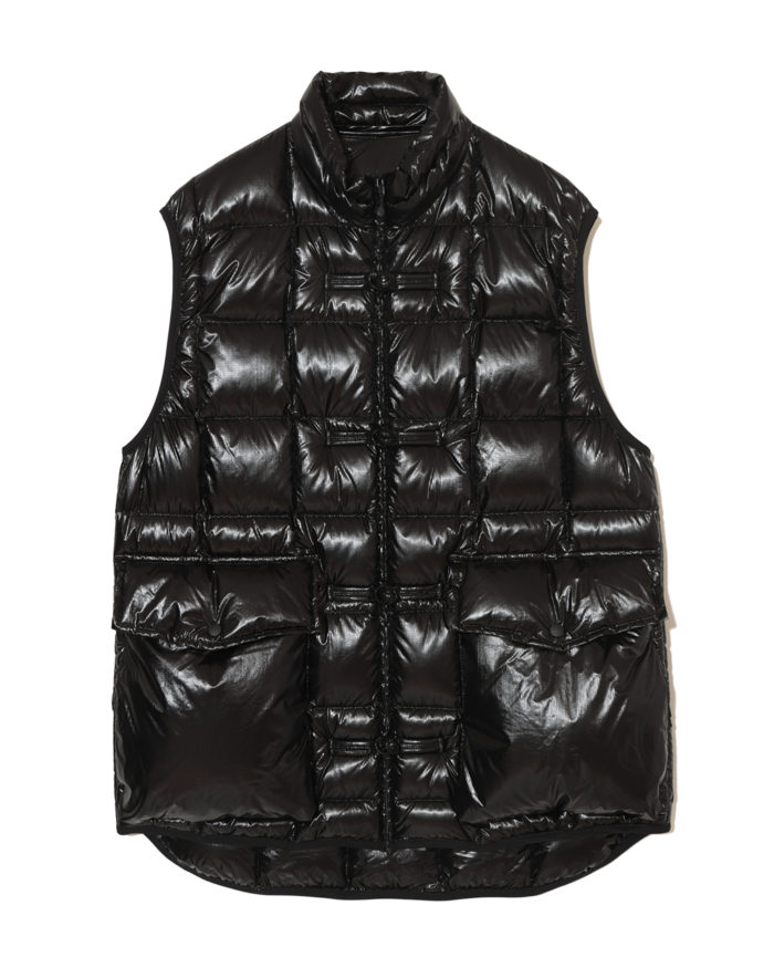 コンセプトストア「V.A.」で「UNDERCOVER」のカプセルコレクションを発売