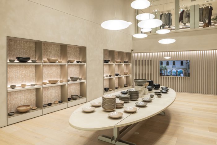 「Brunello Cucinelli（ブルネロ クチネリ）」、輪島塗製品を展示・販売