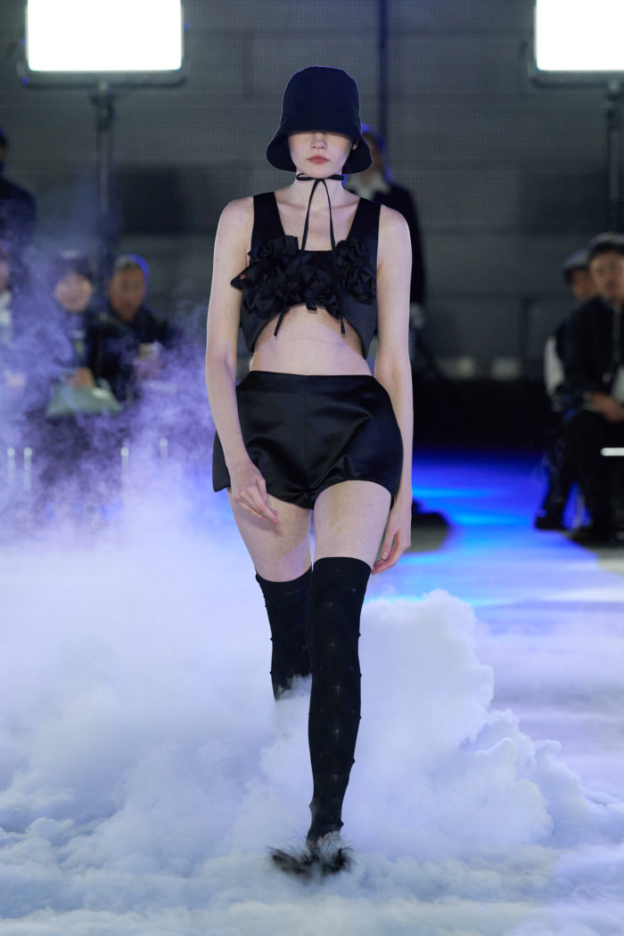 「EENFÖLD（エンフォルド）」、2026年春夏コレクションを発表