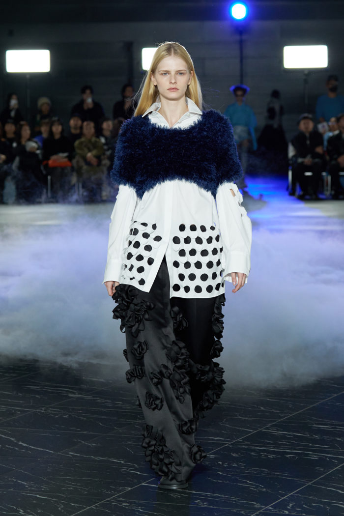 「EENFÖLD（エンフォルド）」、2026年春夏コレクションを発表