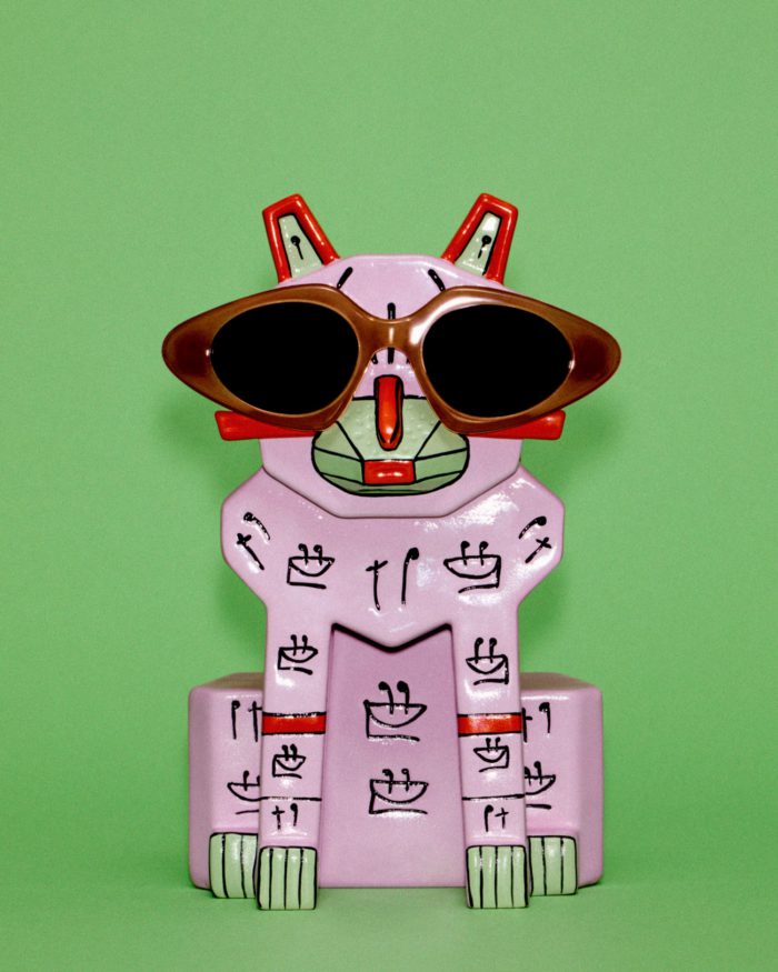 「LOEWE(ロエベ)」、猫をあしらったホリデーコレクション発売