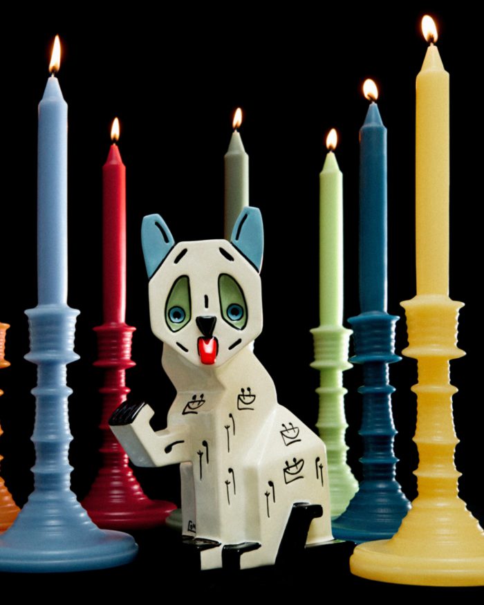 「LOEWE(ロエベ)」、猫をあしらったホリデーコレクション発売