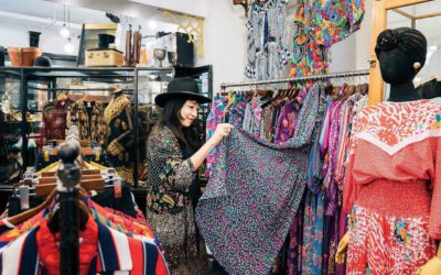 「古着1点だけ」で大人のおしゃれが劇的変化！ 手持ち服がよみがえる最強ミックス術