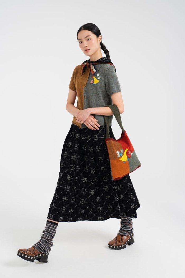 全身ニットが今年の正解!「YanYan(ヤンヤン)」のカラフルニットで旬顔に