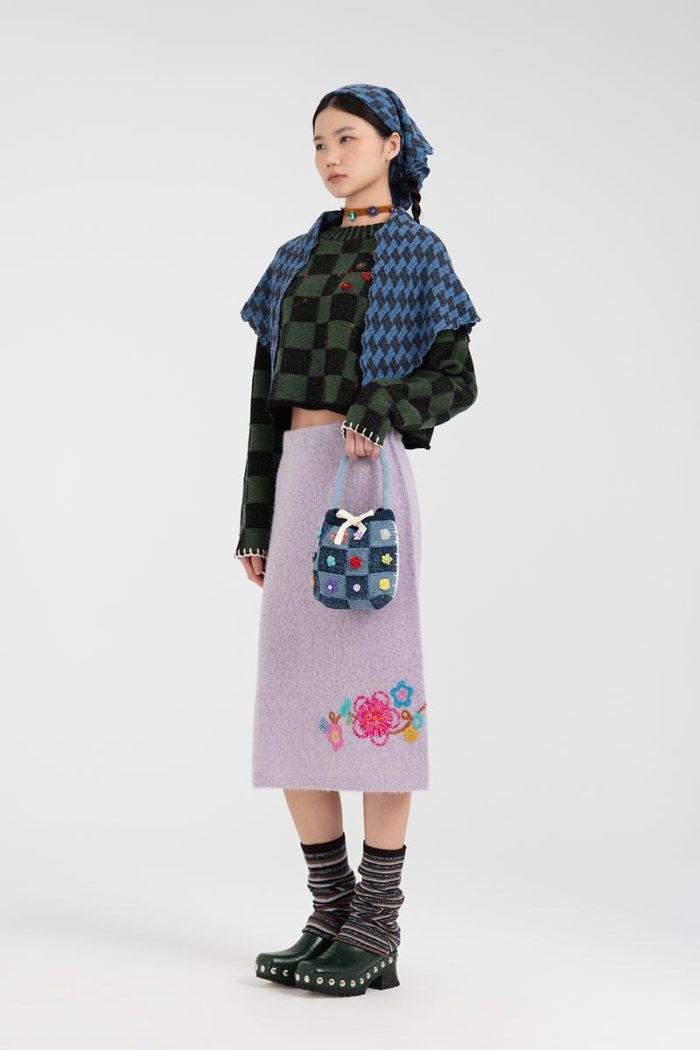 全身ニットが今年の正解!「YanYan(ヤンヤン)」のカラフルニットで旬顔に