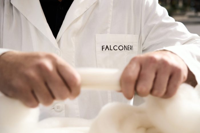 「FALCONERI（ファルコネーリ）」、東京・青山に日本最大級の旗艦店をオープン