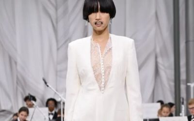 2026年カラーの“クラウドダンサー”をまとう　パリ＆ミラノコレがお手本