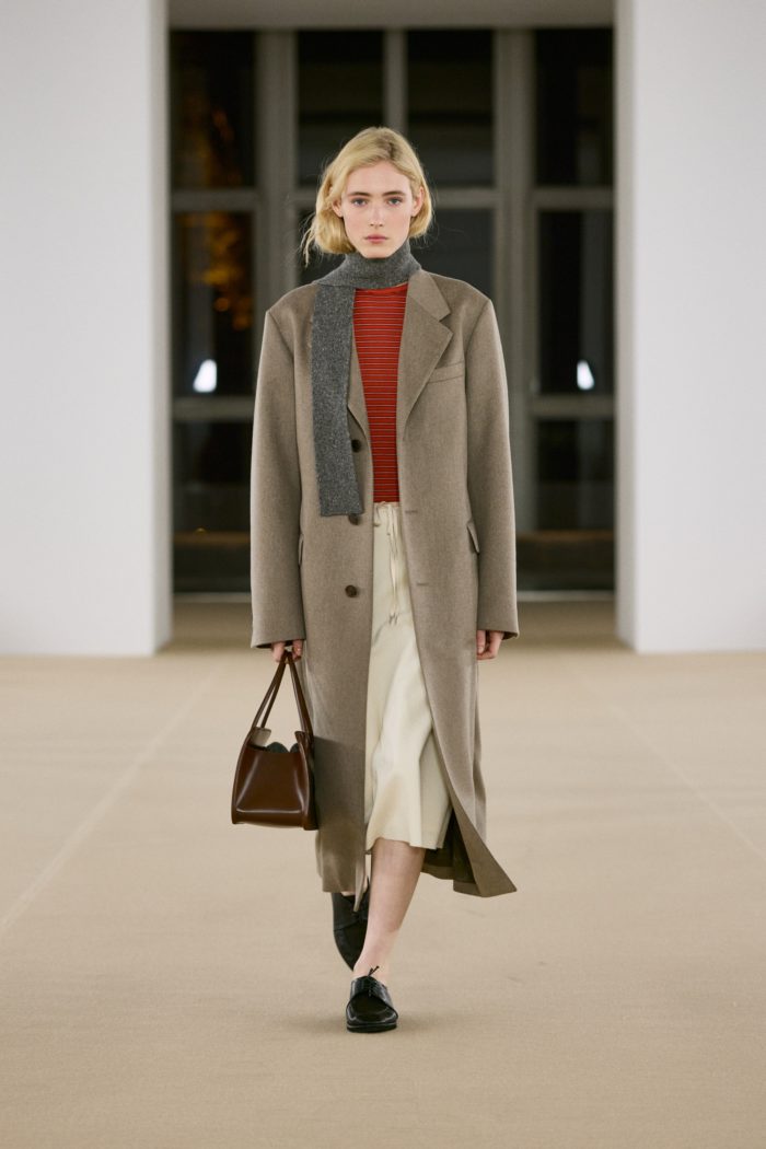 「AURALEE（オーラリー）」、2026-27年秋冬コレクションを発表