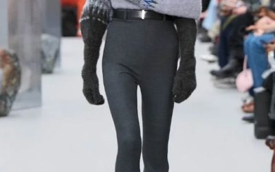 賛否を越えて定着へ？ “第3のボトムス”、優美系レギンス＆ボディースーツ