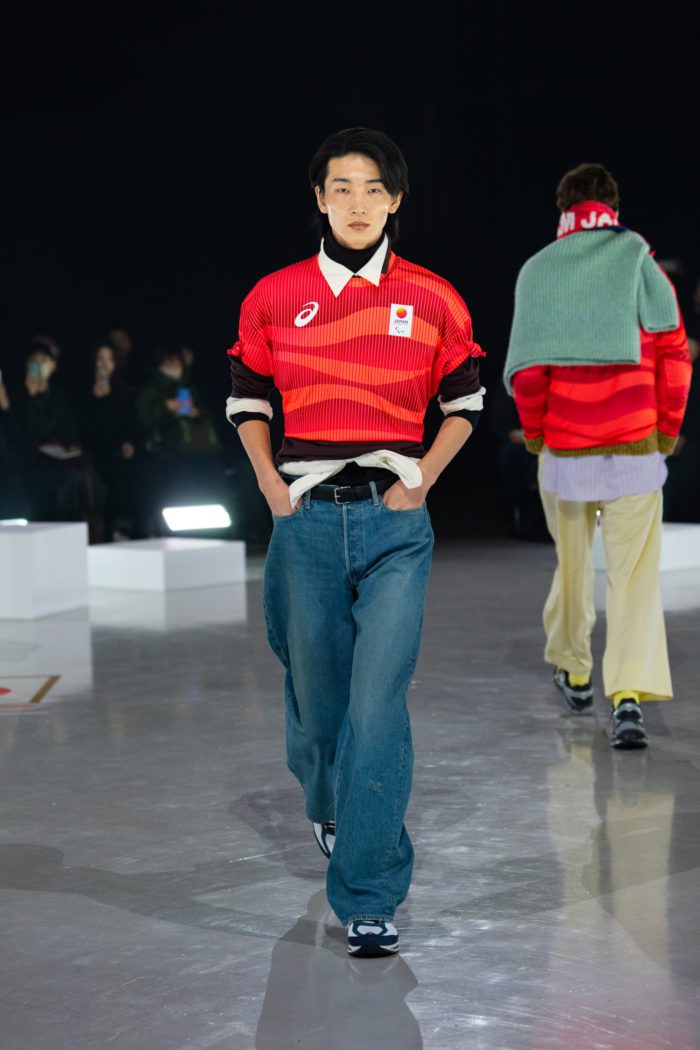 「ASICS（アシックス）」、ミラノ・コルティナ五輪にエールを届けるランウェイショーを開催