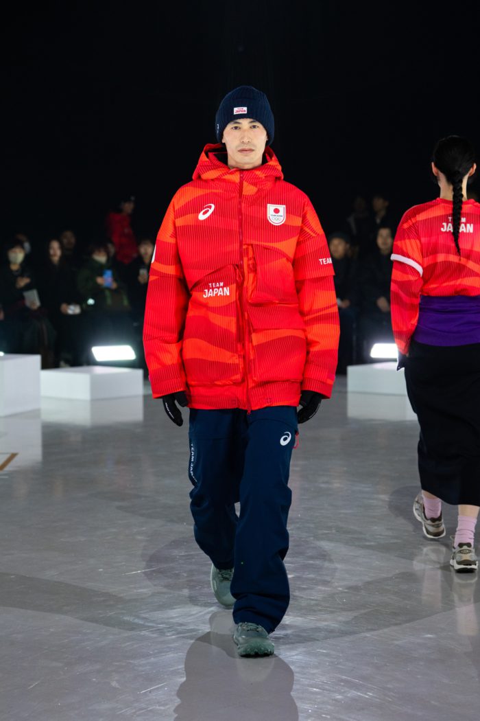 「ASICS（アシックス）」、ミラノ・コルティナ五輪にエールを届けるランウェイショーを開催