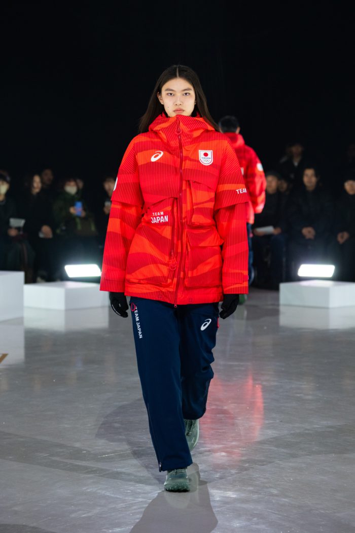 「ASICS（アシックス）」、ミラノ・コルティナ五輪にエールを届けるランウェイショーを開催