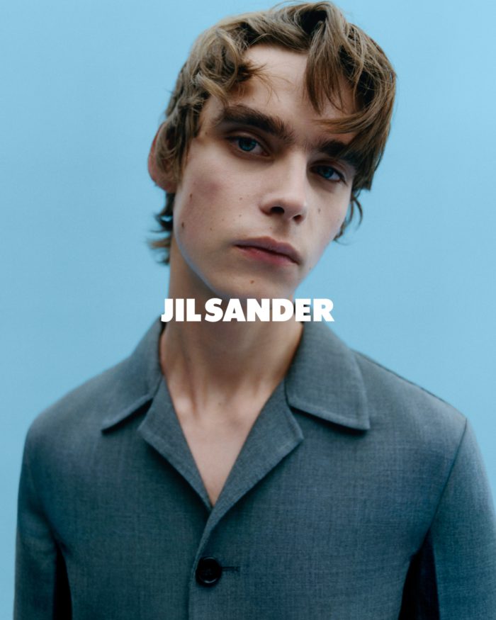 「JIL SANDER（ジル サンダー）」、2026年春夏コレクションのキャンペーンビジュアルを発表