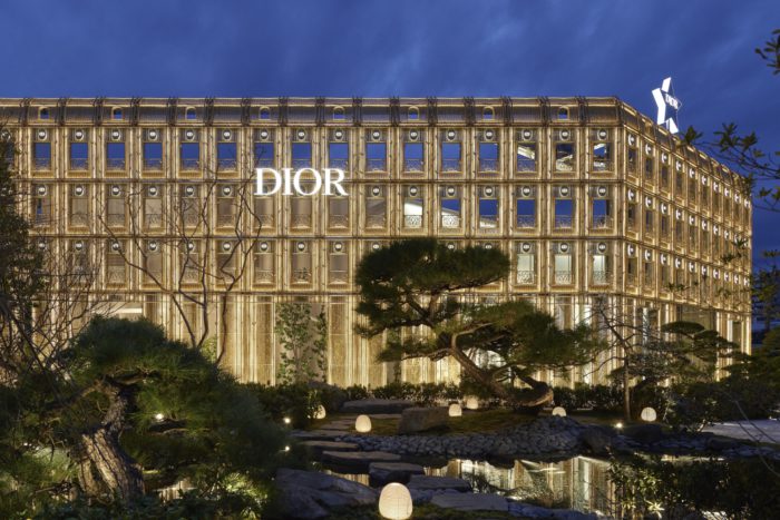 「Dior（ディオール）」、「ディオール バンブー パビリオン」に「カフェ ディオール」をオープン