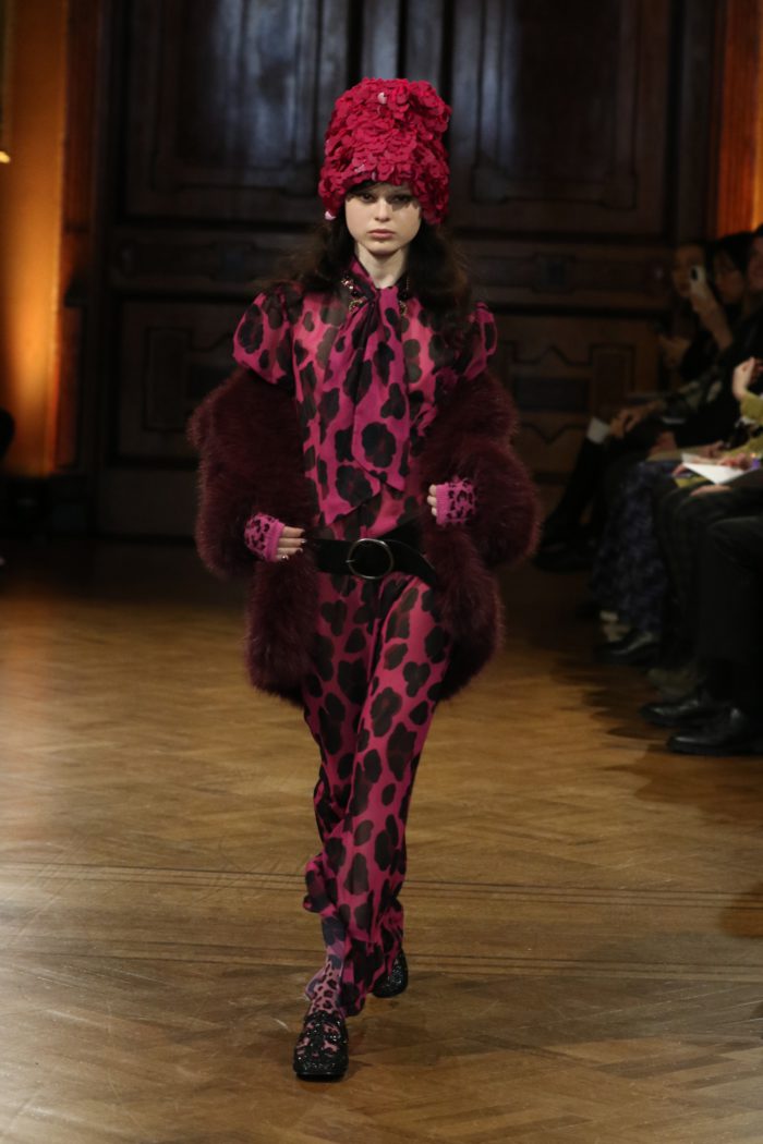 「ANNA SUI（アナ スイ）」、2026-27年秋冬コレクションを発表