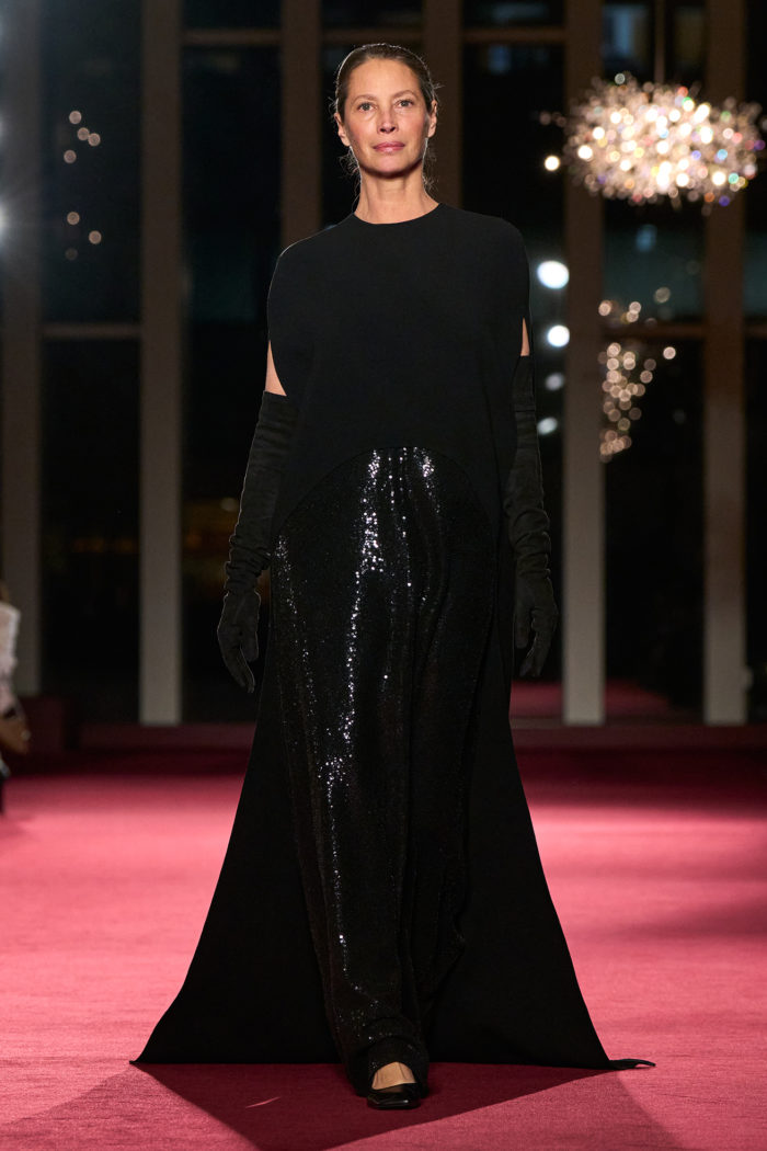 「MICHAEL KORS COLLECTION(マイケル・コース コレクション)」、2026-27年秋冬コレクションを発表