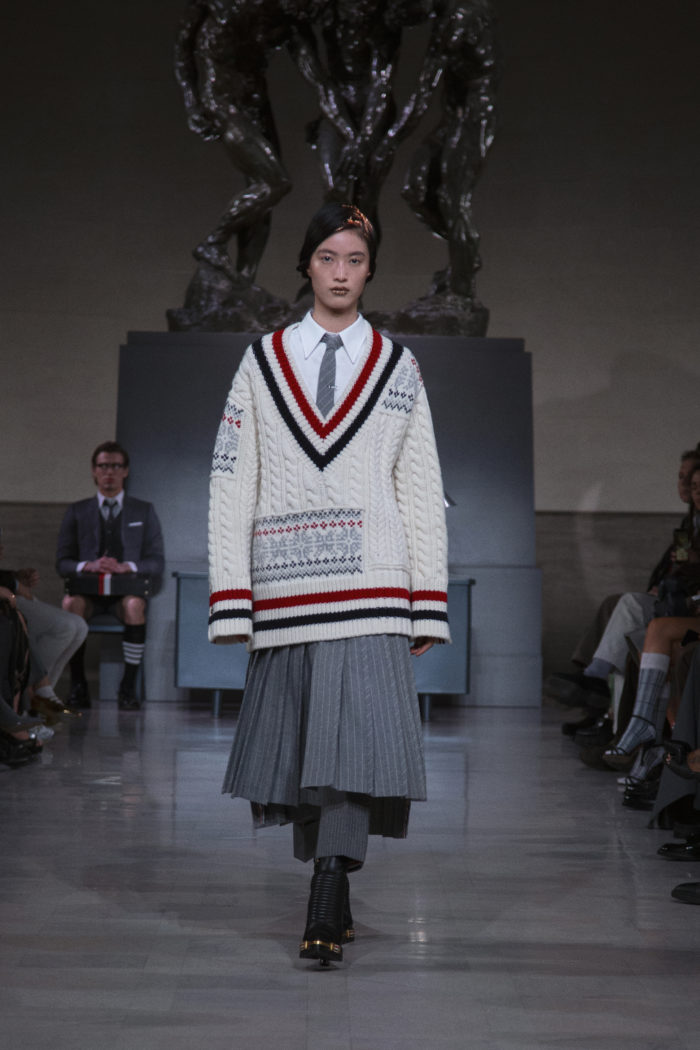 「THOM BROWNE（トム ブラウン）」、2026年秋コレクションを発表