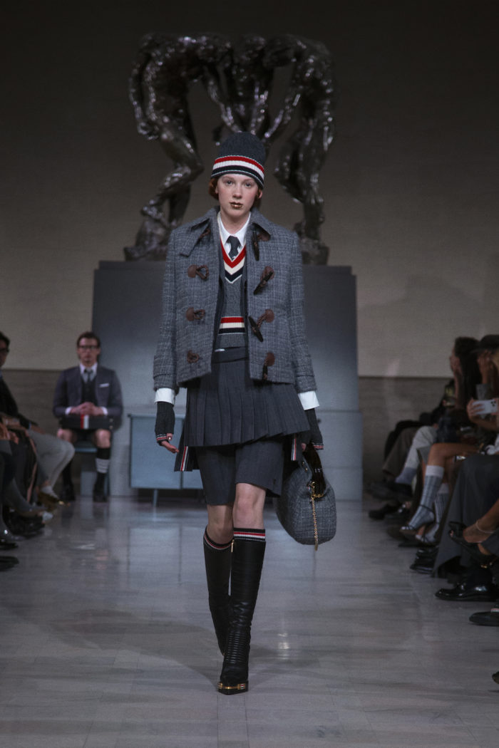 「THOM BROWNE（トム ブラウン）」、2026年秋コレクションを発表