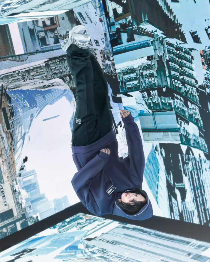 「ASICS SportStyle」×YOASOBI