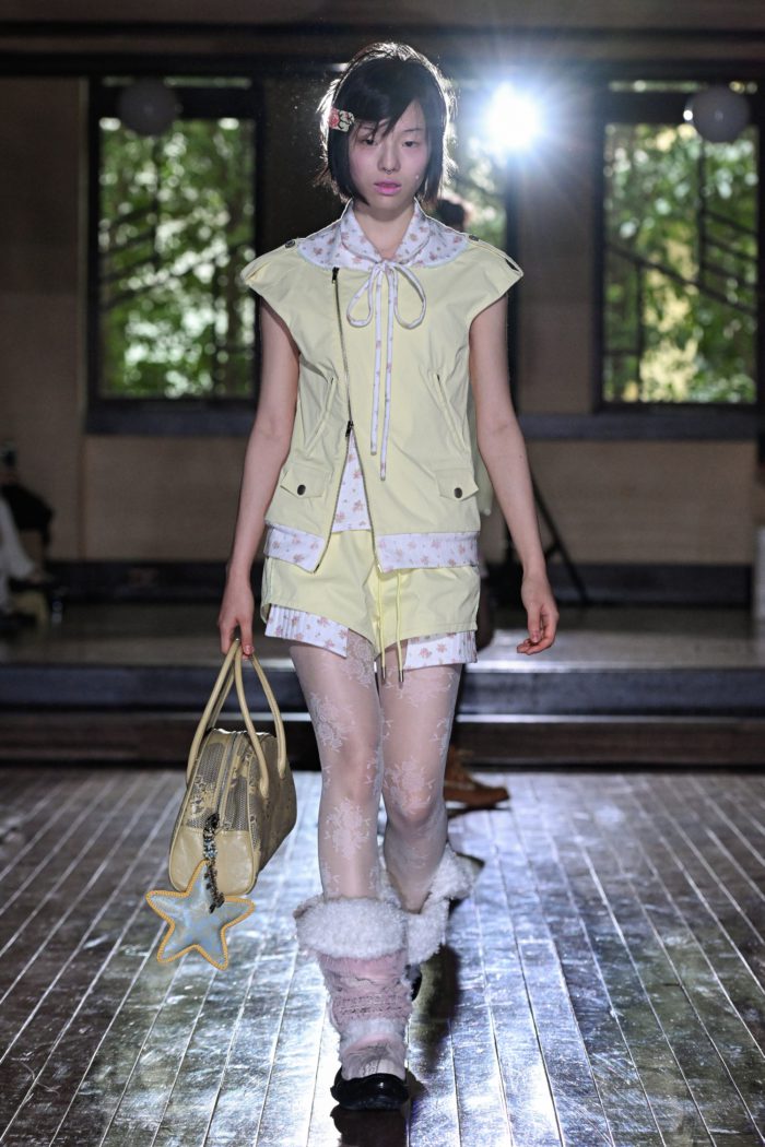 「YUEQI QI（ユェチ・チ）」、2026-27年秋冬コレクションを発表