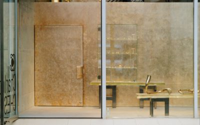 「Charlotte CHESNAIS(シャルロット シェネ)」、東京・青山に旗艦店をオープン