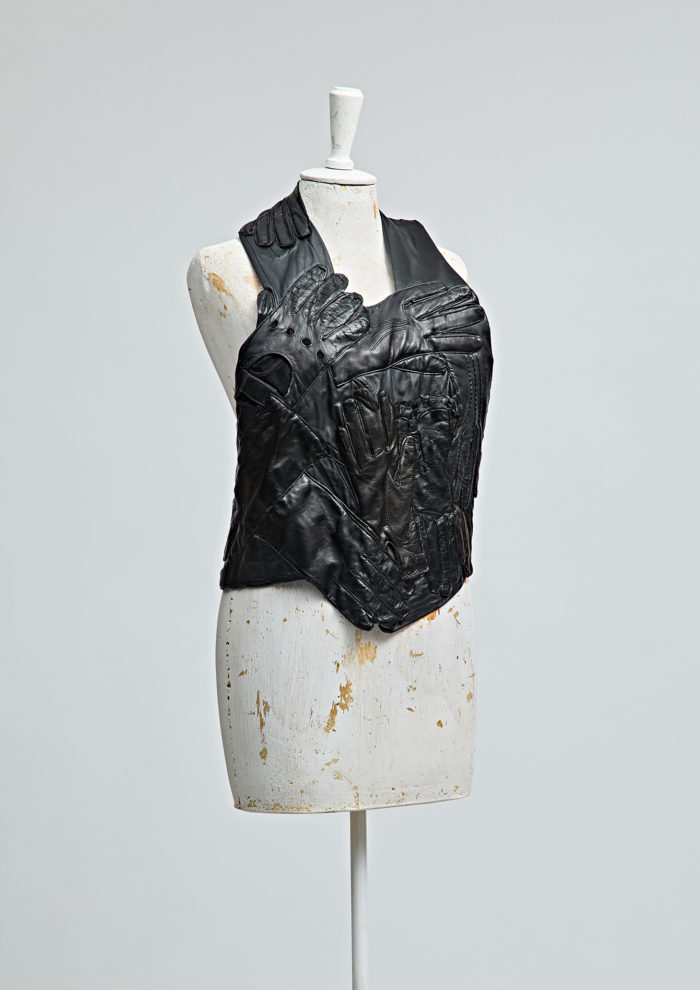 展覧会「ARTISANAL（アーティザナル）」、東京・代官山で開催　マルタン・マルジェラ氏のアーカイブを展示