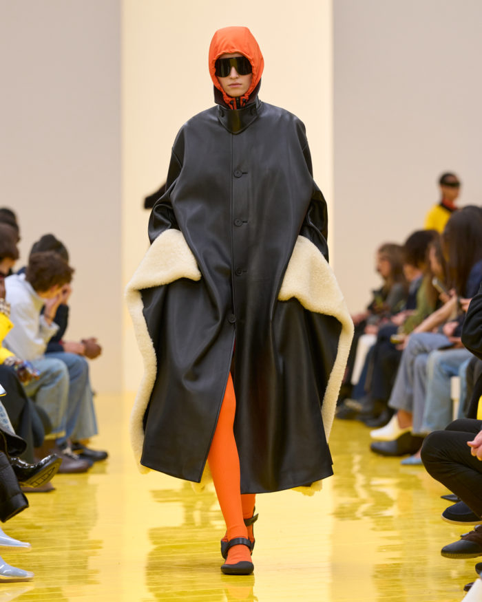 「LOEWE（ロエベ）」、2026-27年秋冬コレクションを発表