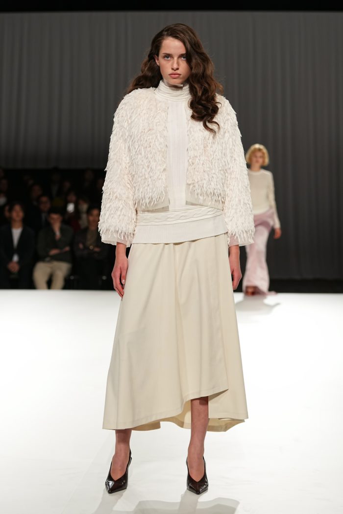 「TAE ASHIDA（タエ アシダ）」、2026-27年秋冬コレクションを発表