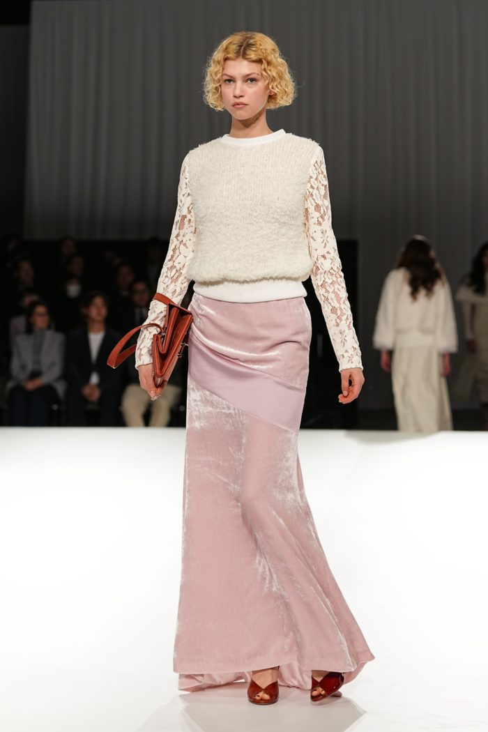 「TAE ASHIDA（タエ アシダ）」、2026-27年秋冬コレクションを発表