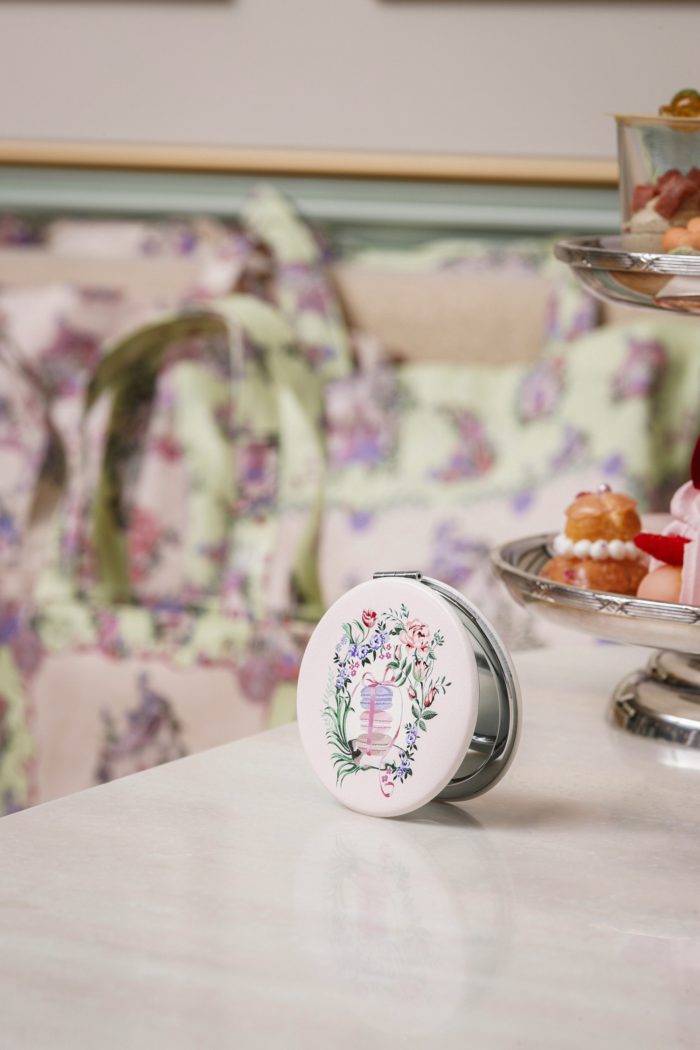 「Cath Kidston(キャス キッドソン)」と「LADURÉE(ラデュレ)」がコラボ