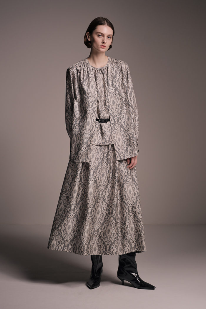 「jun ashida(ジュンアシダ)」、2026-27年秋冬コレクションを発表