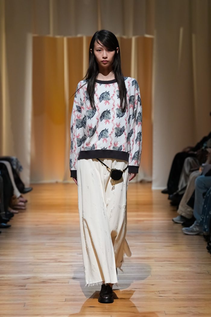  「tiit tokyo(ティート トウキョウ)」、2026-27年秋冬コレクションを発表