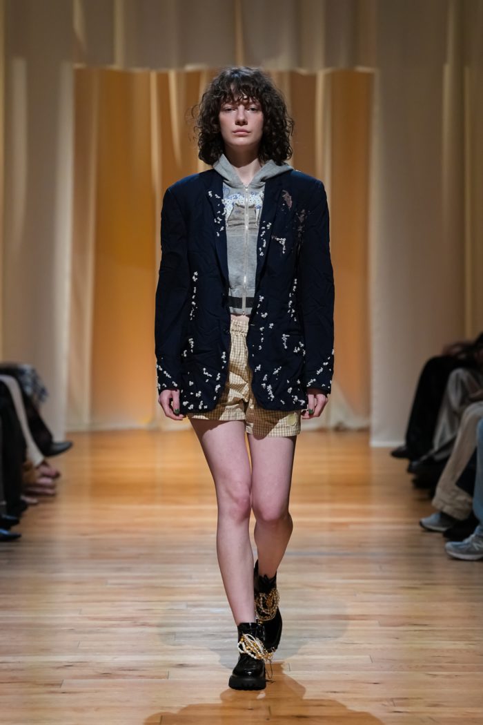  「tiit tokyo(ティート トウキョウ)」、2026-27年秋冬コレクションを発表