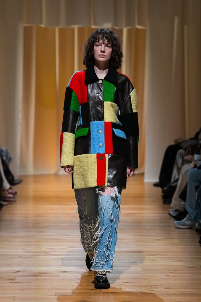  「tiit tokyo(ティート トウキョウ)」、2026-27年秋冬コレクションを発表