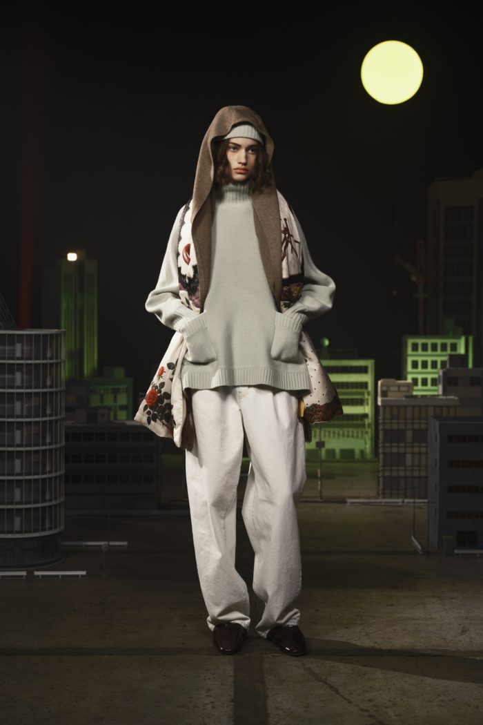 「UNDERCOVER（アンダーカバー）」、2026-27年秋冬コレクションを発表