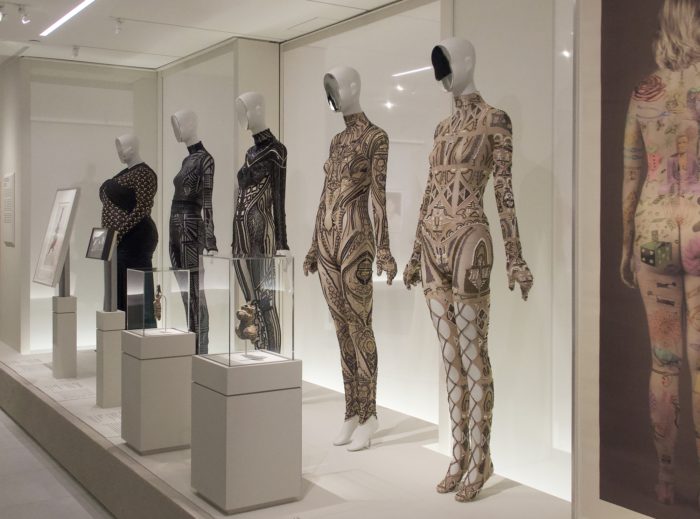 「SOMARTA」の“第二の皮膚”がメトロポリタン美術館へ 廣川玉枝氏の無縫製ニットが収蔵