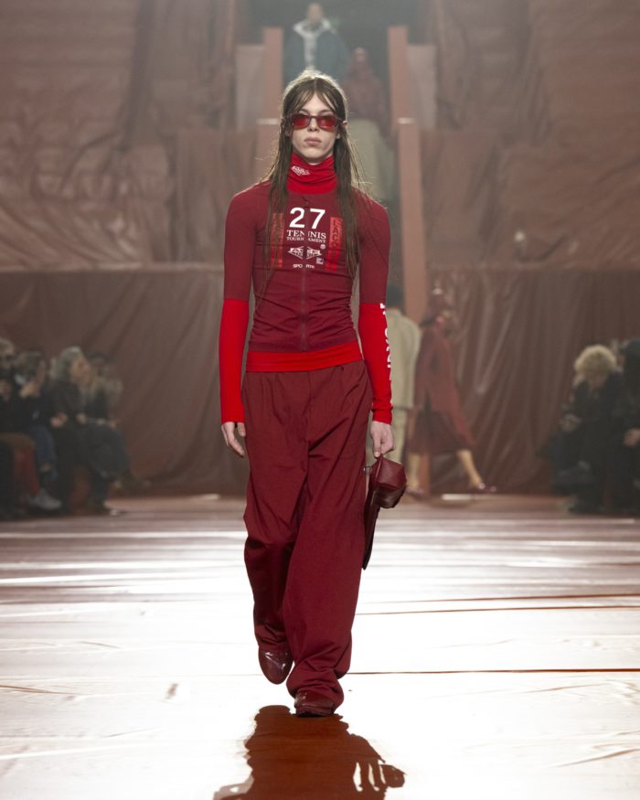 「LACOSTE(ラコステ)」、2026-27年秋冬コレクションを発表