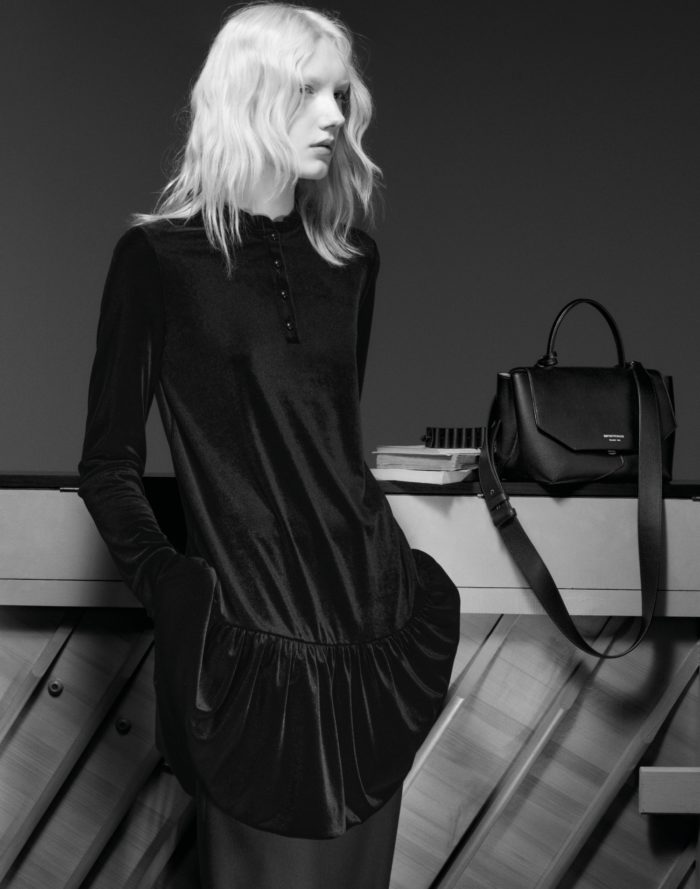 「EMPORIO ARMANI(エンポリオ アルマーニ)」、新作バッグライン「エンポリオ アルマーニ 1981」を発表