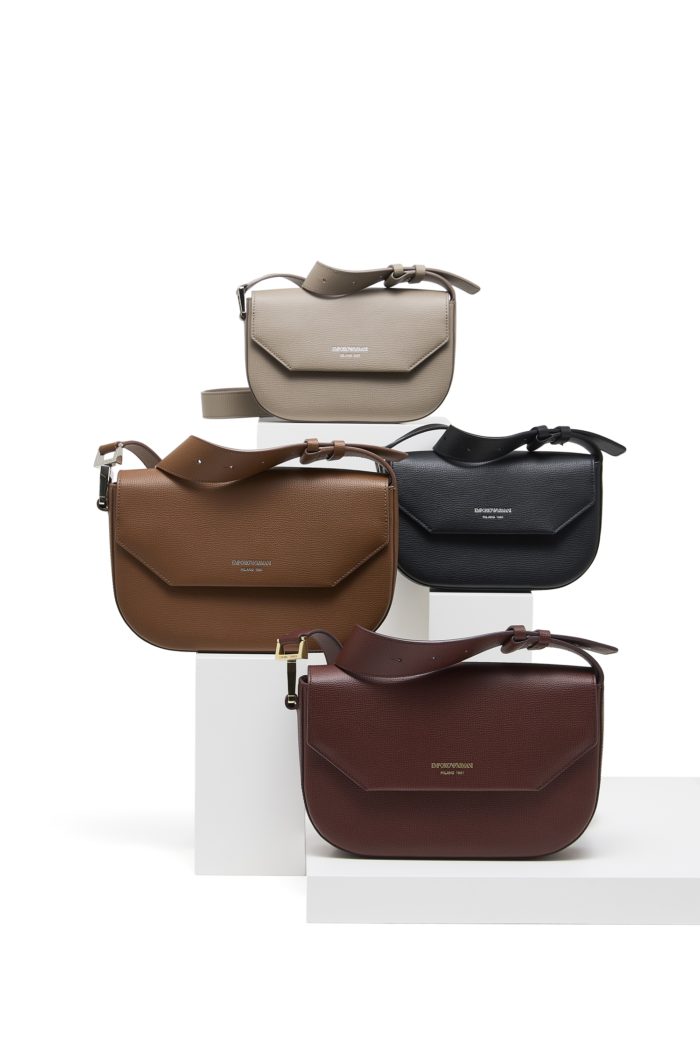 「EMPORIO ARMANI(エンポリオ アルマーニ)」、新作バッグライン「エンポリオ アルマーニ 1981」を発表