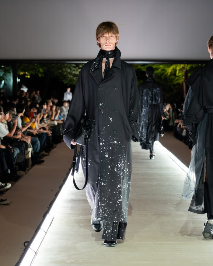 「HARE(ハレ)」、2027年春夏コレクションを発表