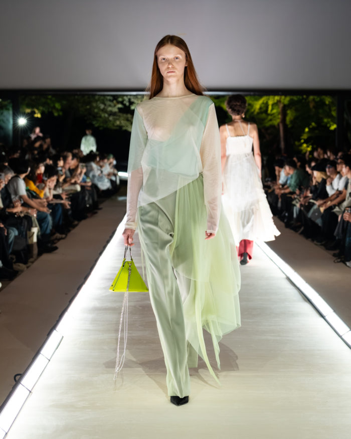 「HARE(ハレ)」、2027年春夏コレクションを発表